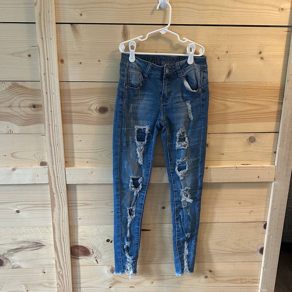 Trendy Distressed Blue Skinny Jeans